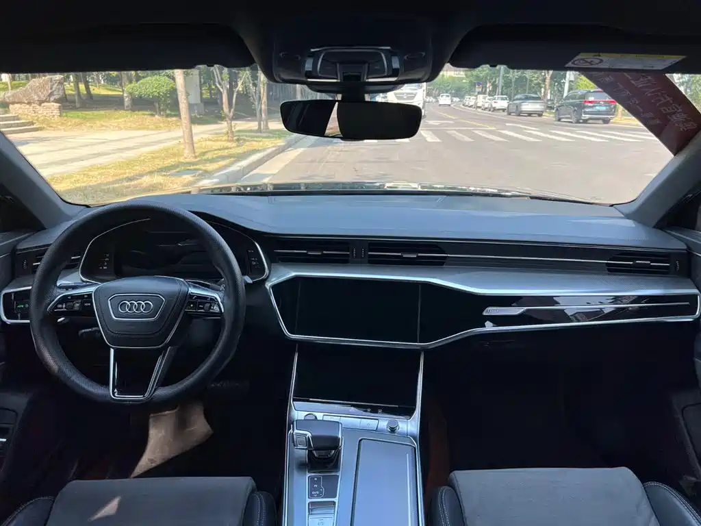 Audi A6L — миниатюра 10