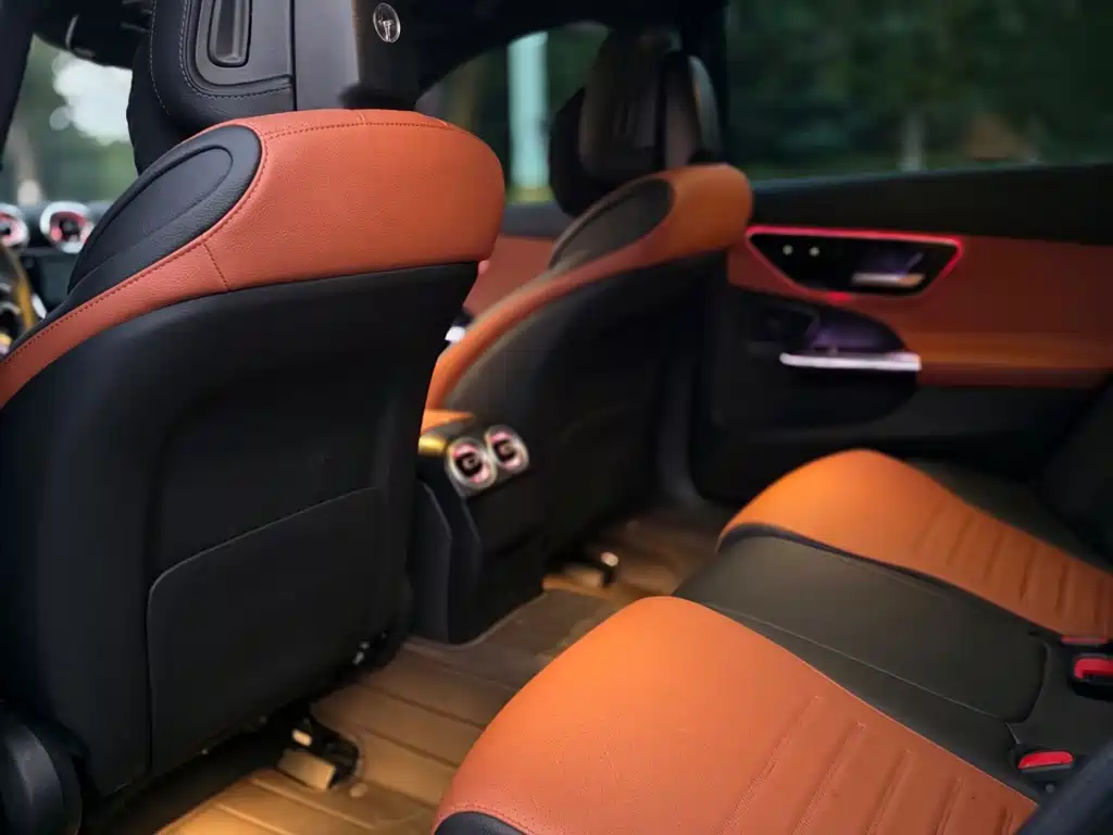 Mercedes-Benz C-Class — миниатюра 8