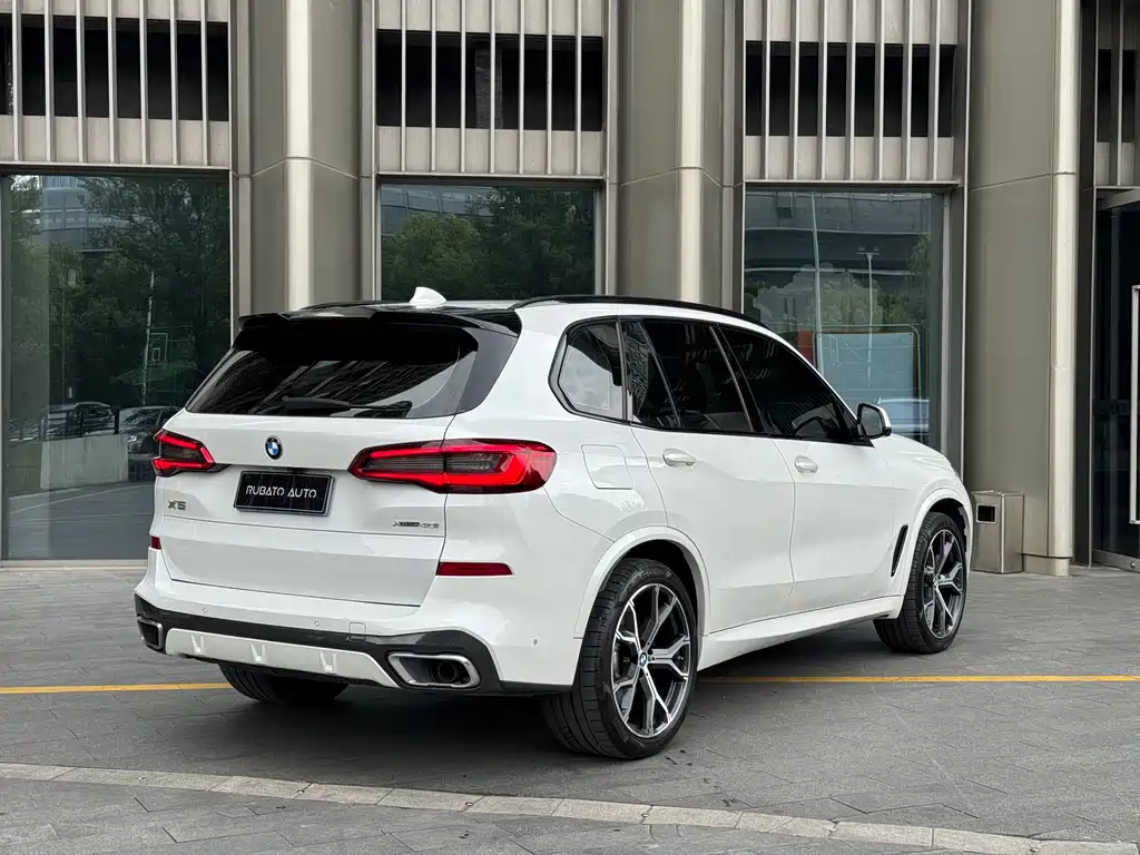 BMW X5 2019 xDrive40i Premium M Sport