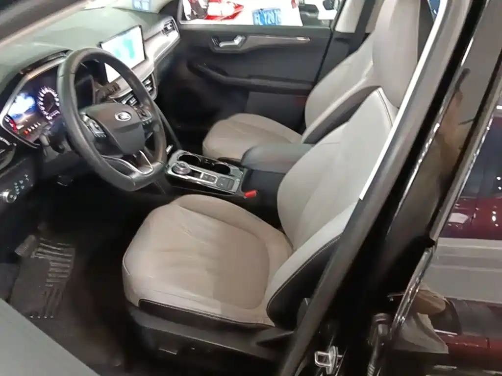 Ford Escape — миниатюра 15