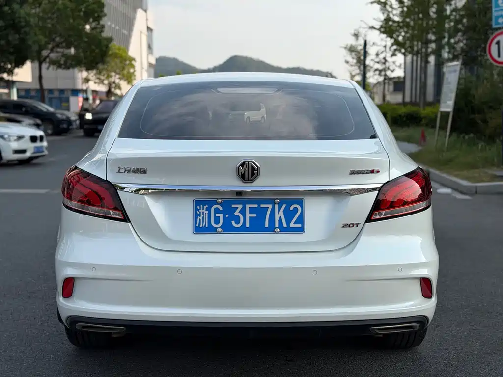 MG MG6 — миниатюра 8