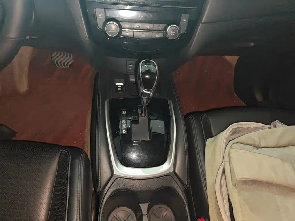 Nissan X-Trail — миниатюра 14