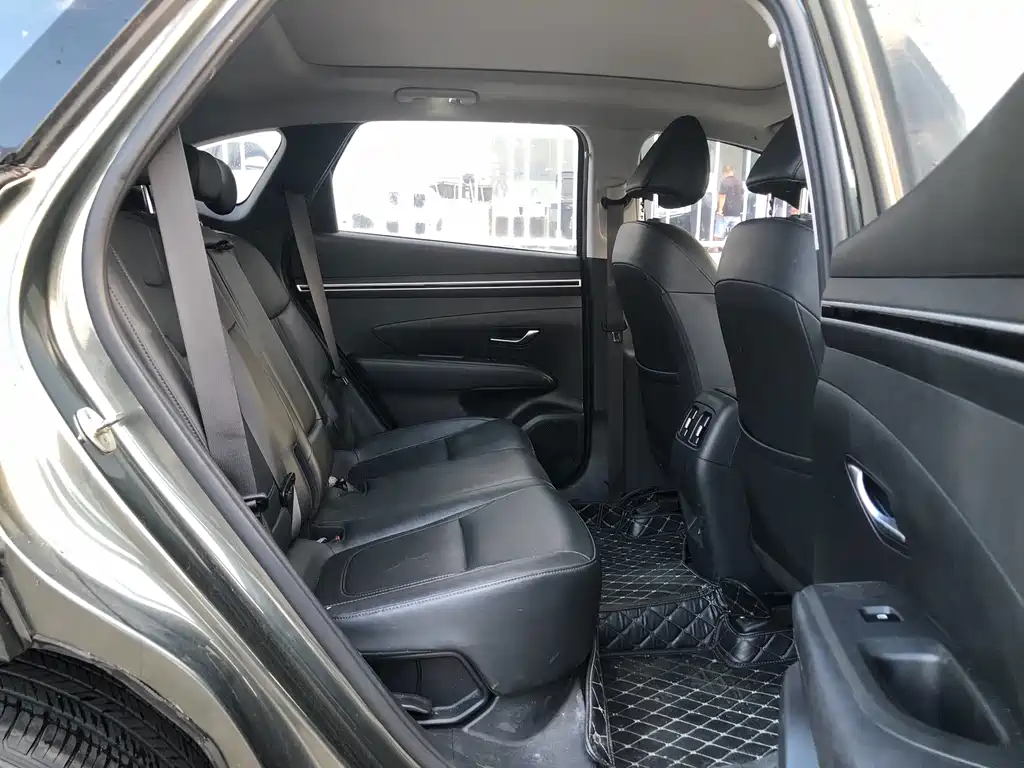 Hyundai Tucson — миниатюра 15