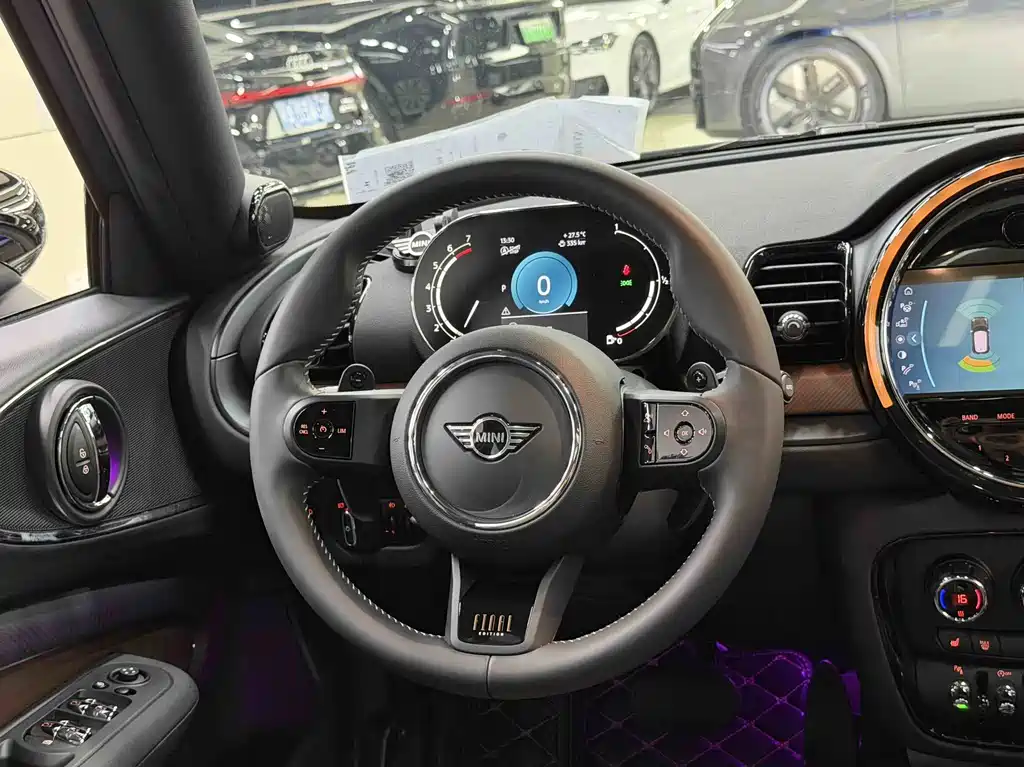 MINI Mini Clubman — миниатюра 11