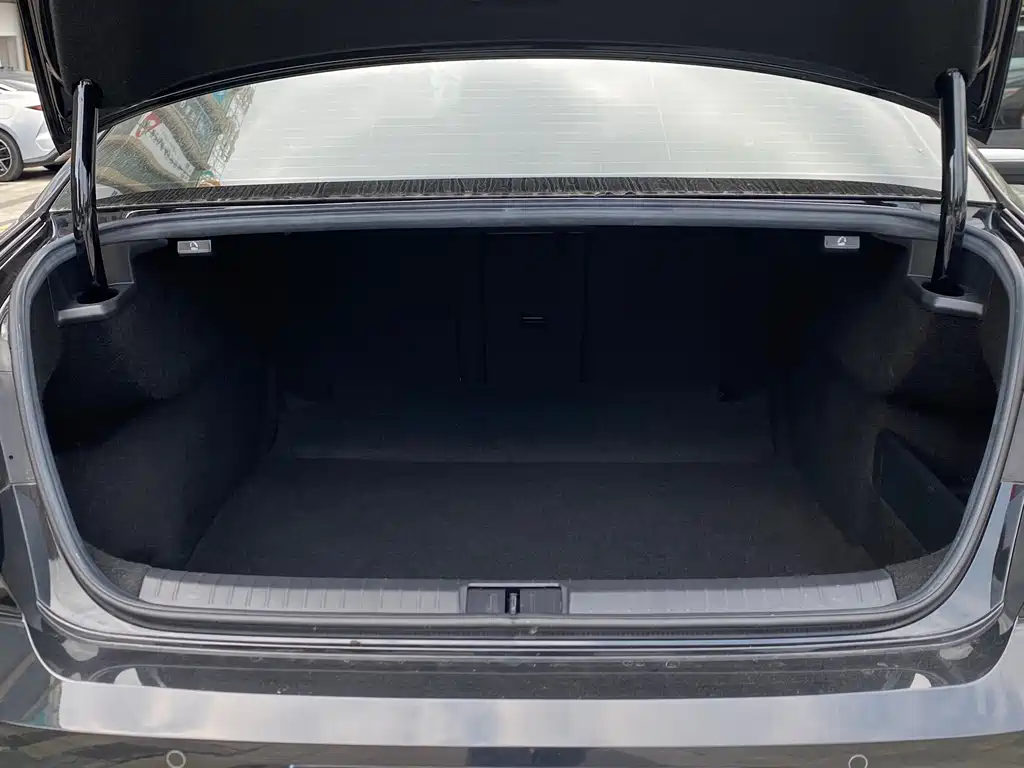 Volkswagen Magotan — миниатюра 13