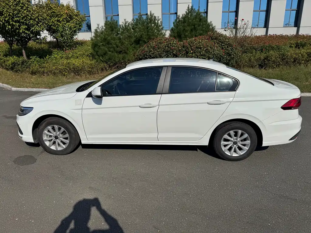 Volkswagen Bora — миниатюра 6