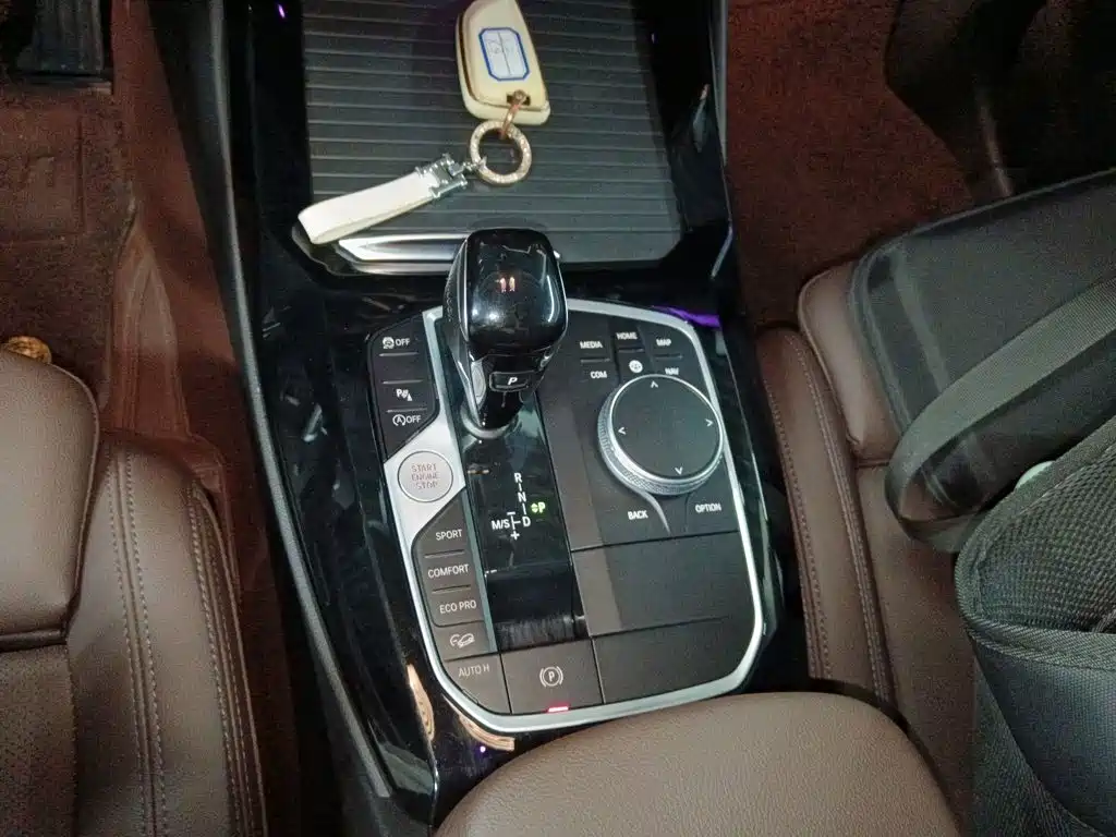 BMW X3 — миниатюра 10
