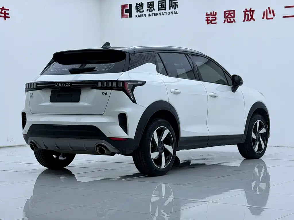 Lynk & Co 06 — миниатюра 4