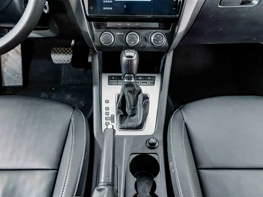 Skoda Octavia — миниатюра 14
