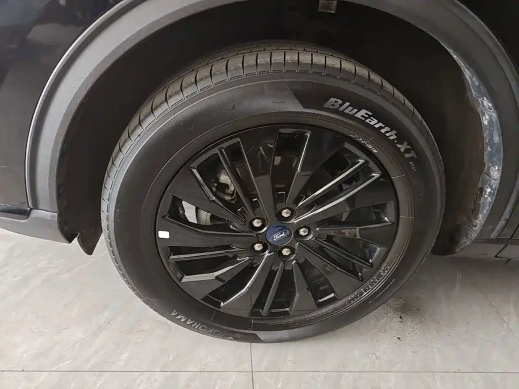 Ford Escape — миниатюра 23