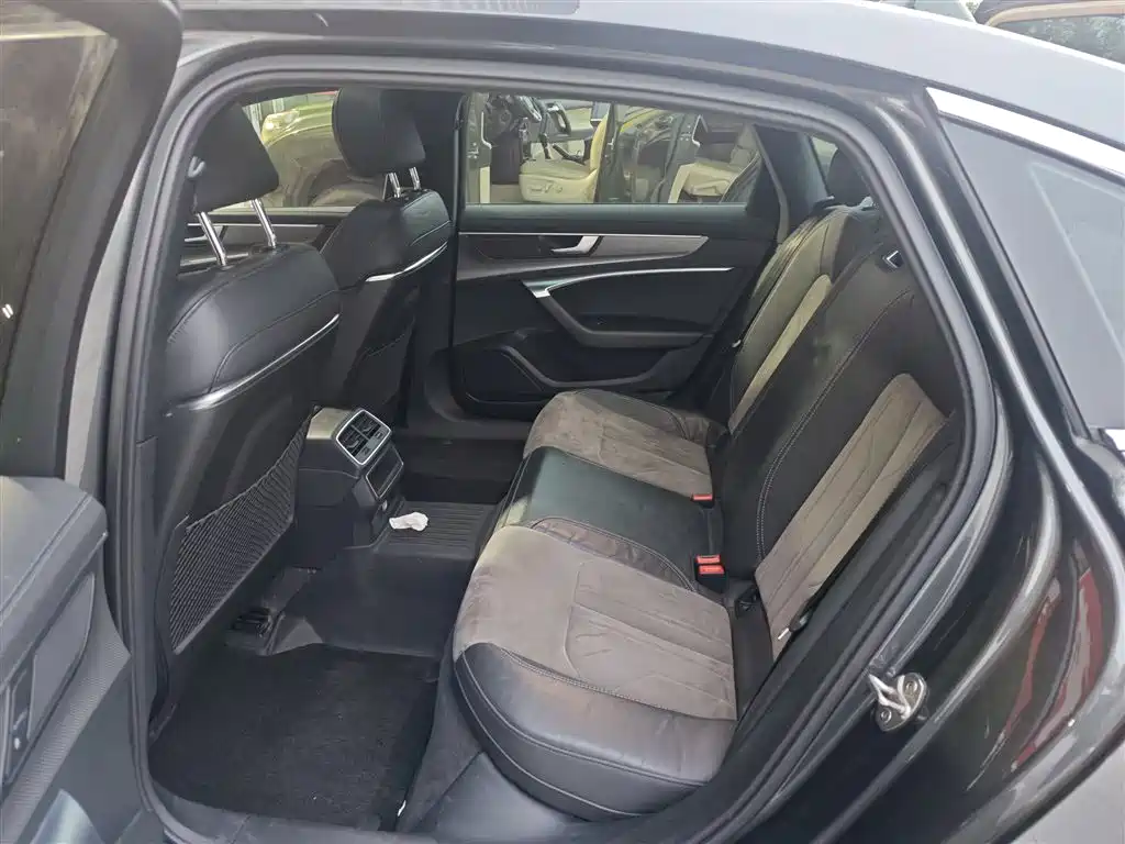 Audi A6L — миниатюра 8