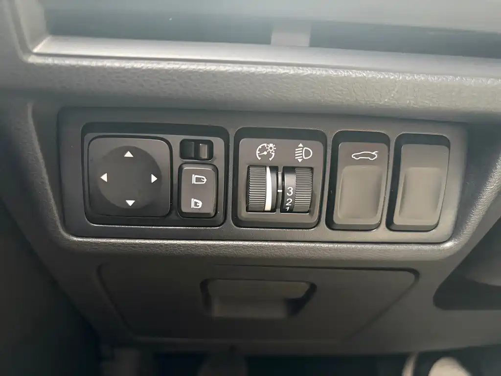 Geely Binrui — миниатюра 17