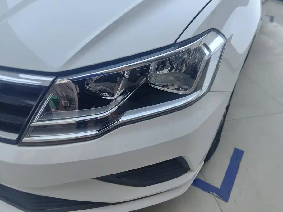 Volkswagen Jetta — миниатюра 5