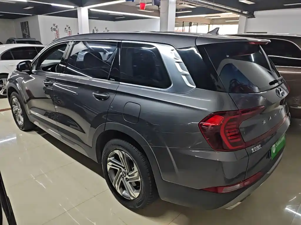 Hyundai Santa Fe — миниатюра 5
