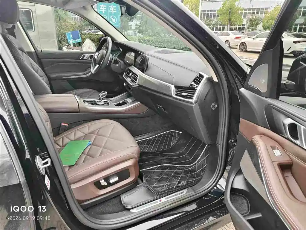 BMW X5 — миниатюра 7