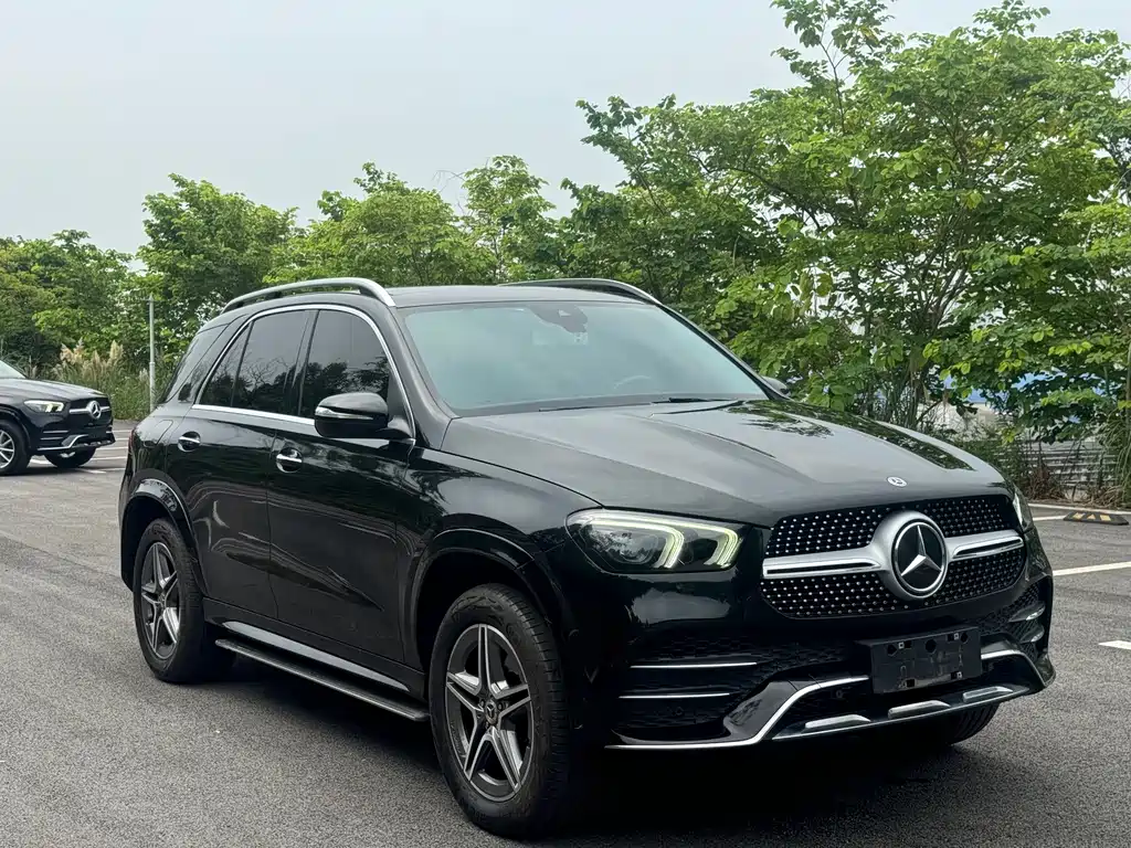 Mercedes-Benz GLE (Import) — миниатюра 2