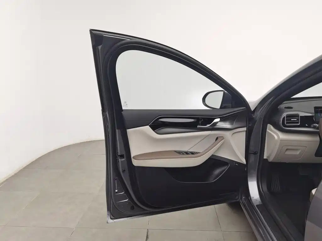 BYD Qin PLUS — миниатюра 8