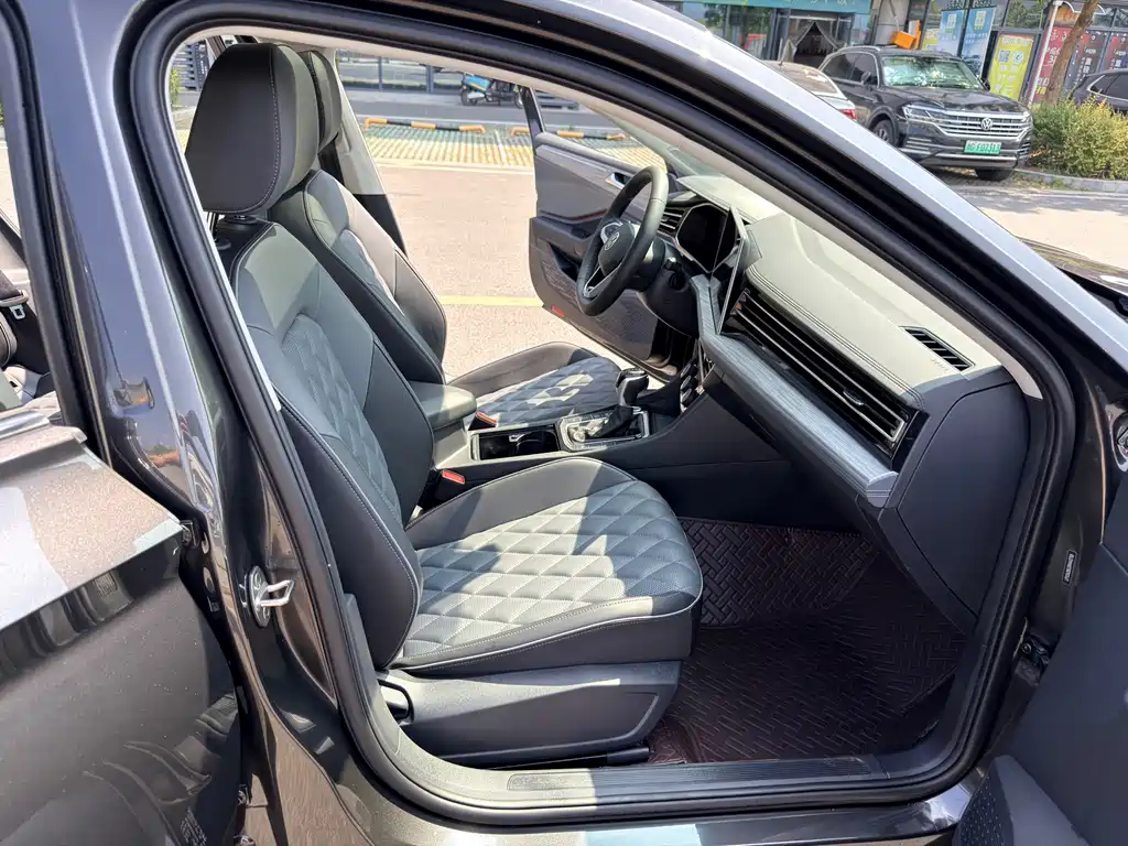 Volkswagen Sagitar — миниатюра 10