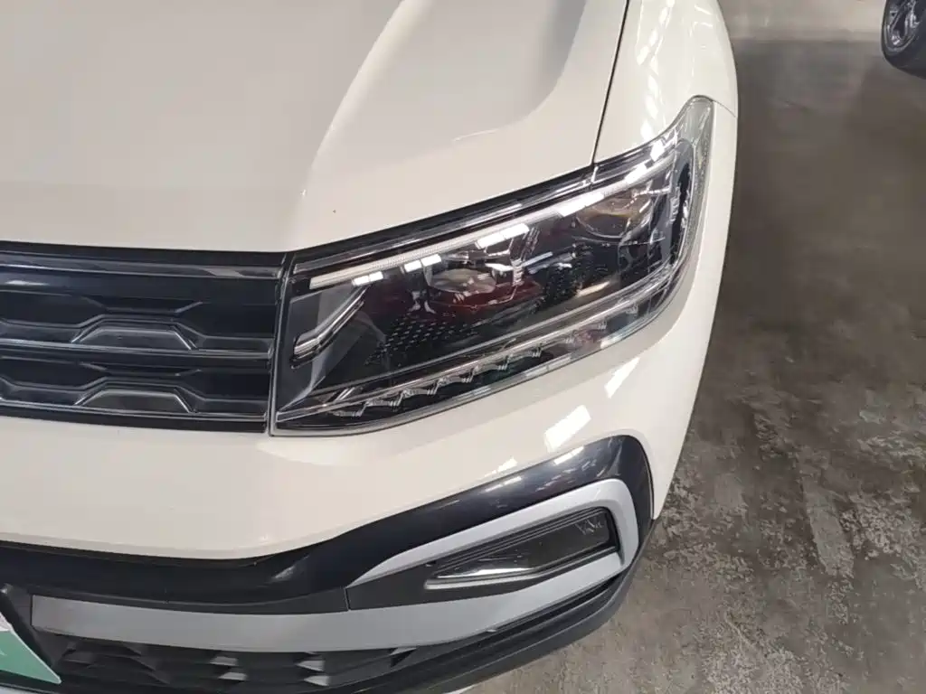 Volkswagen T-Cross — миниатюра 24