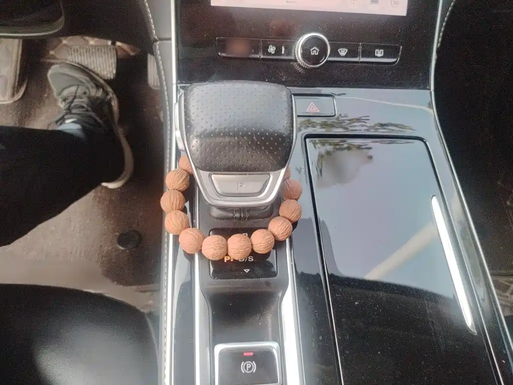 Roewe i6 MAX — миниатюра 7