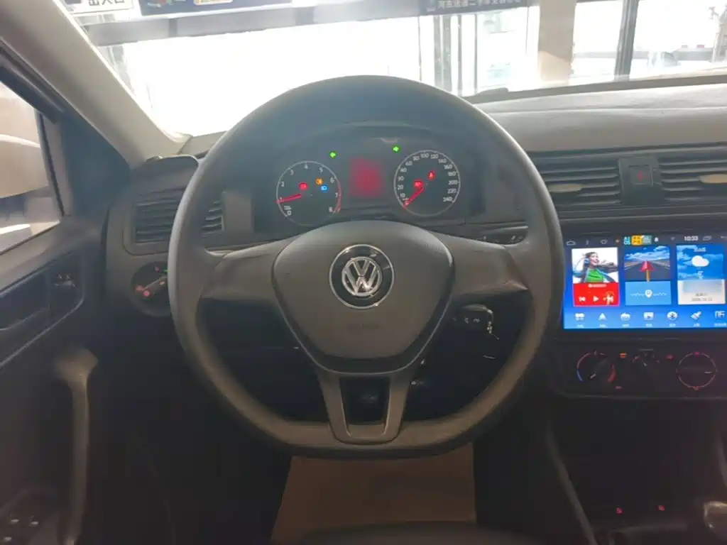 Volkswagen Santana — миниатюра 11