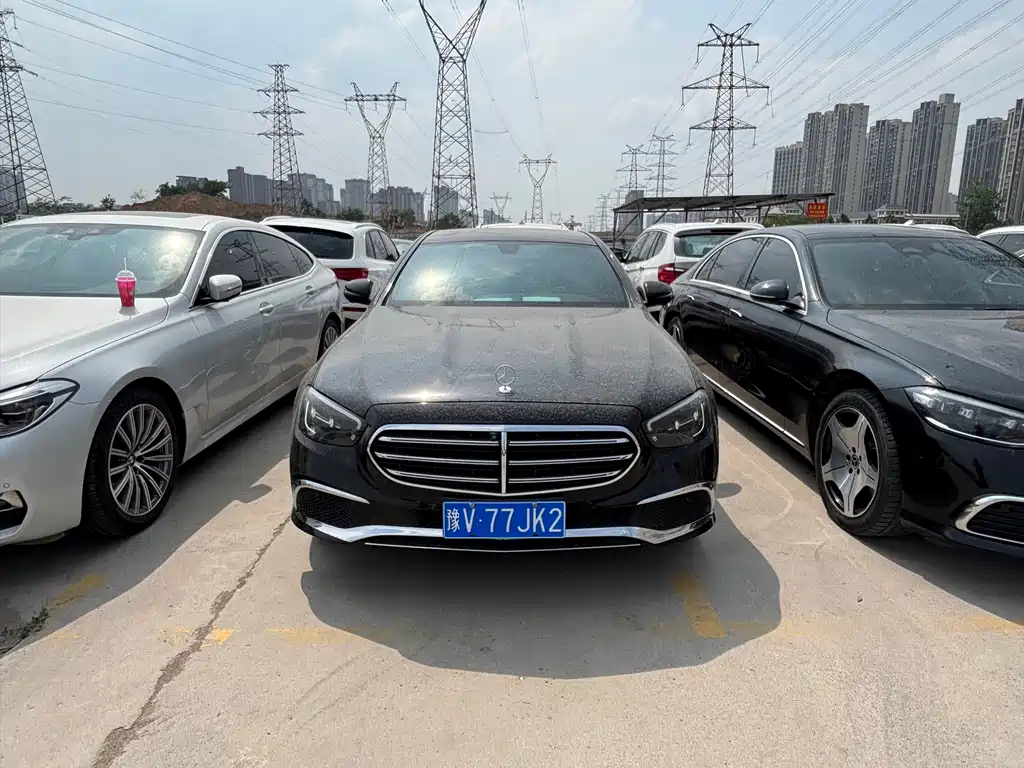 Mercedes-Benz E-Class 2022
