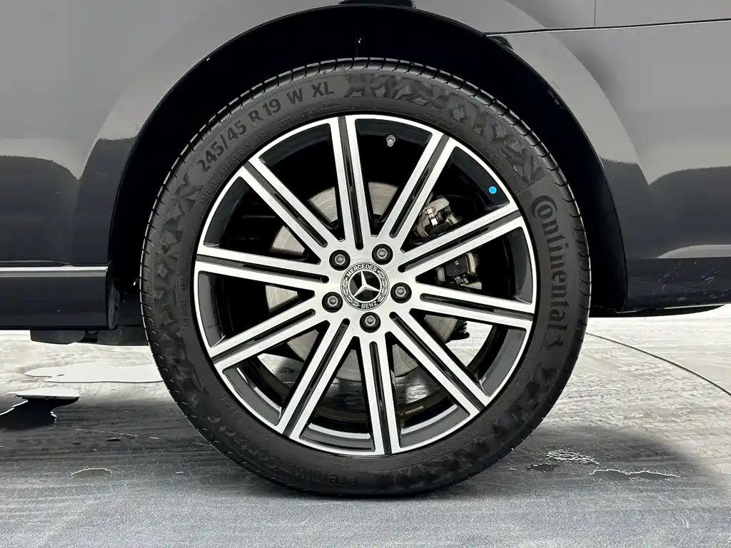 Mercedes-Benz V-Class — миниатюра 30
