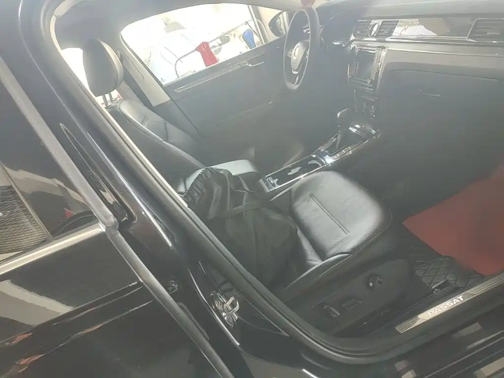 Volkswagen Passat — миниатюра 25