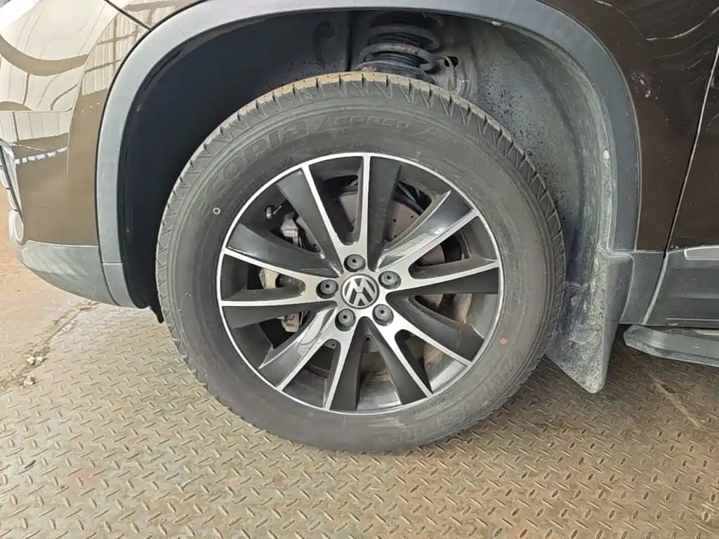 Volkswagen Tiguan — миниатюра 23