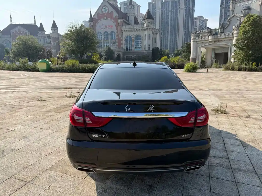 Hongqi Hongqi H7 — миниатюра 5