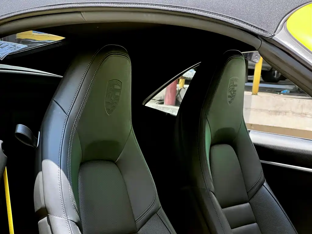 Porsche 911 2022 Carrera Cabriolet 3.0T