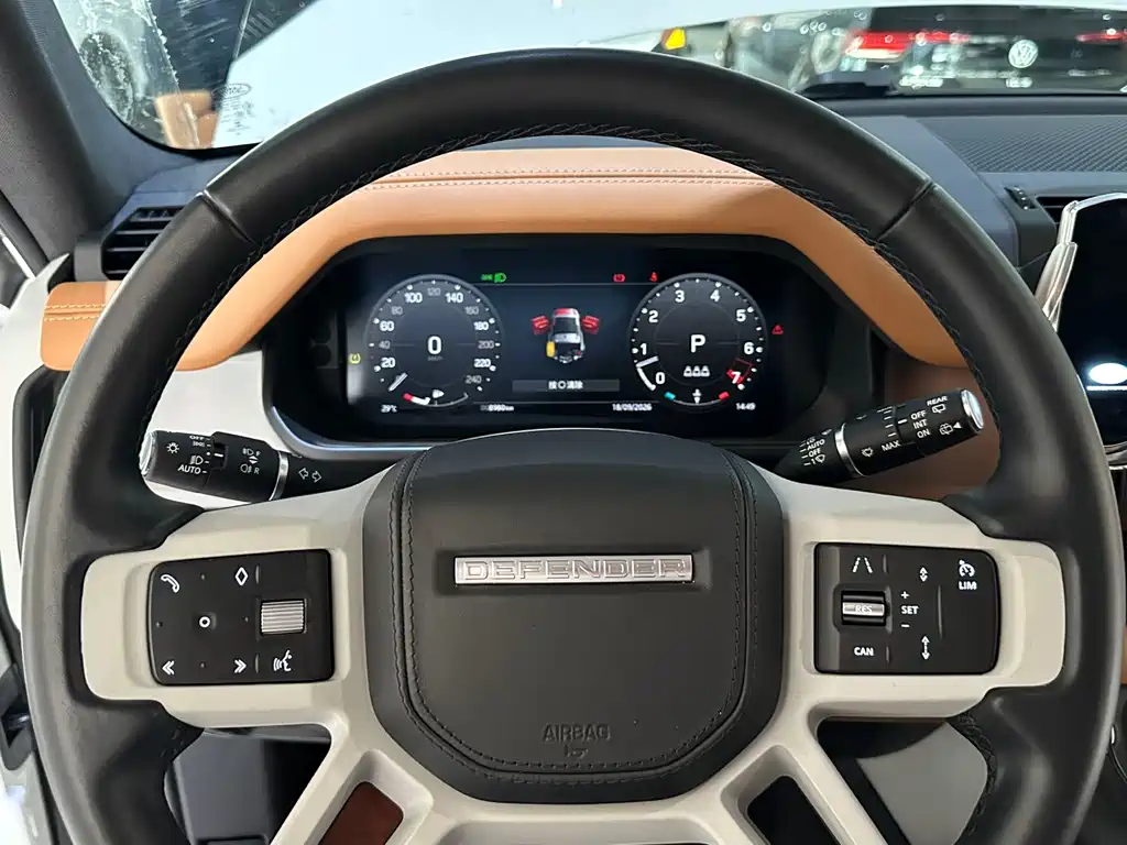 Land Rover Defender — миниатюра 2