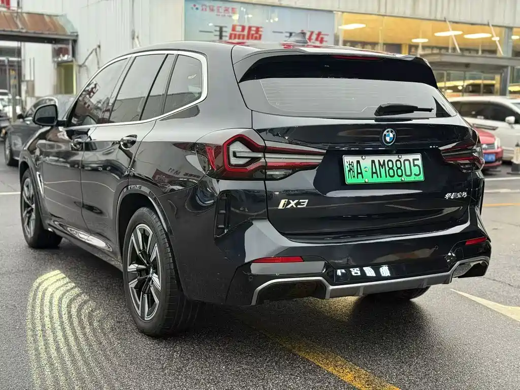 BMW iX3 — миниатюра 6