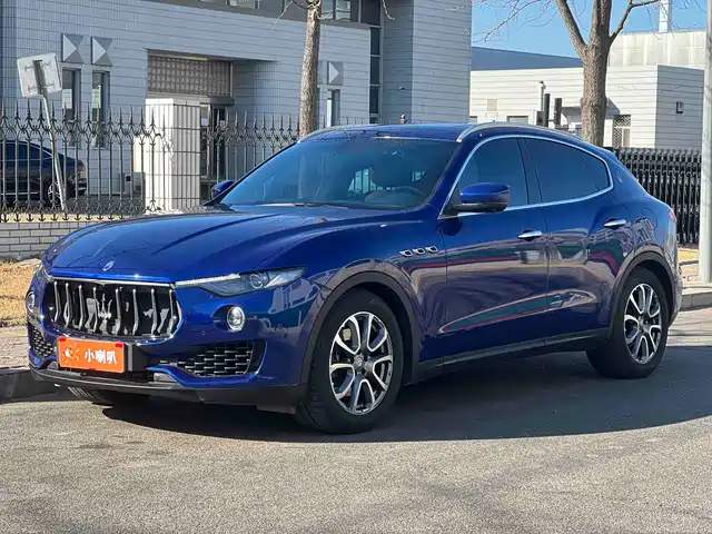 MASERATI LEVANTE 2017
