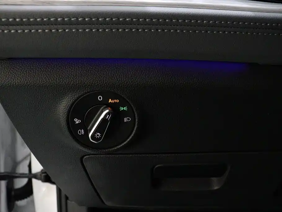 Volkswagen Sagitar — миниатюра 17