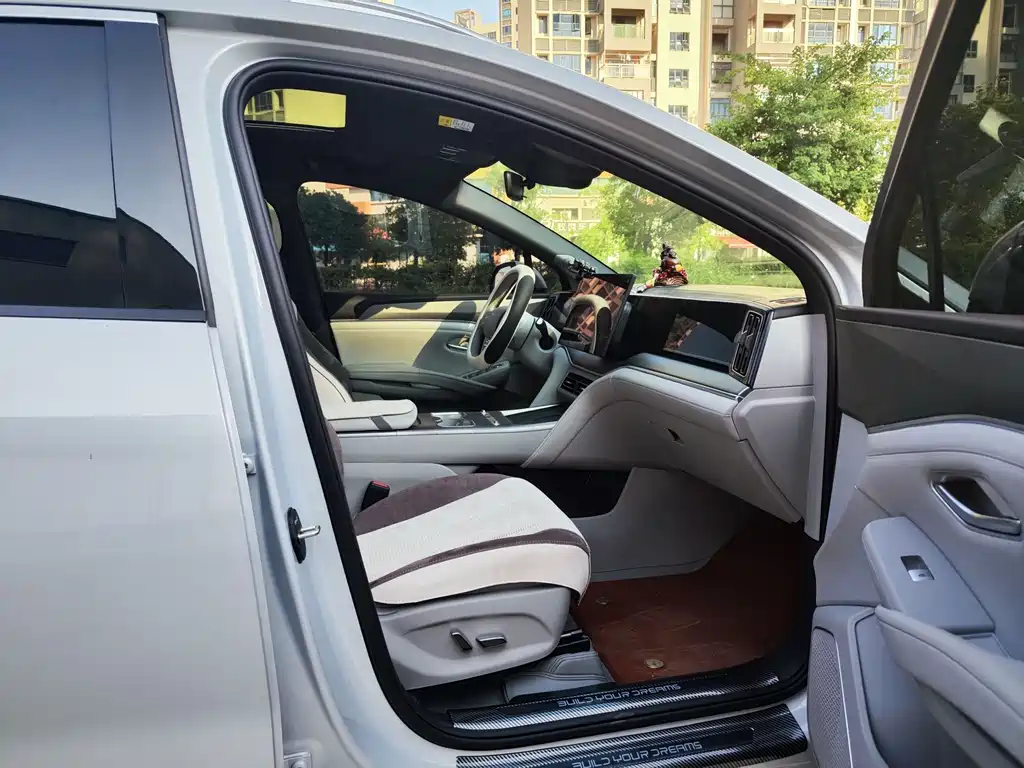 BYD Song Ultra — миниатюра 7