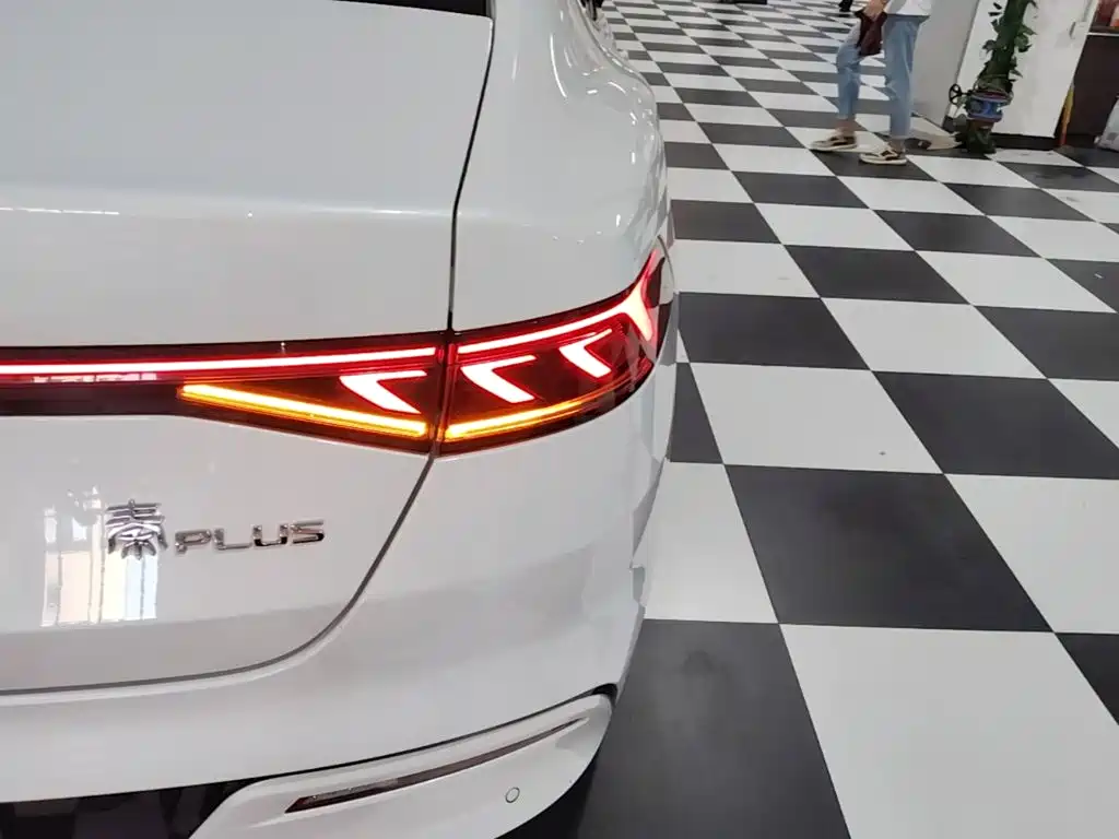 BYD Qin PLUS — миниатюра 8