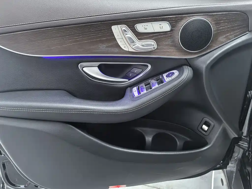 Mercedes-Benz GLC — миниатюра 5