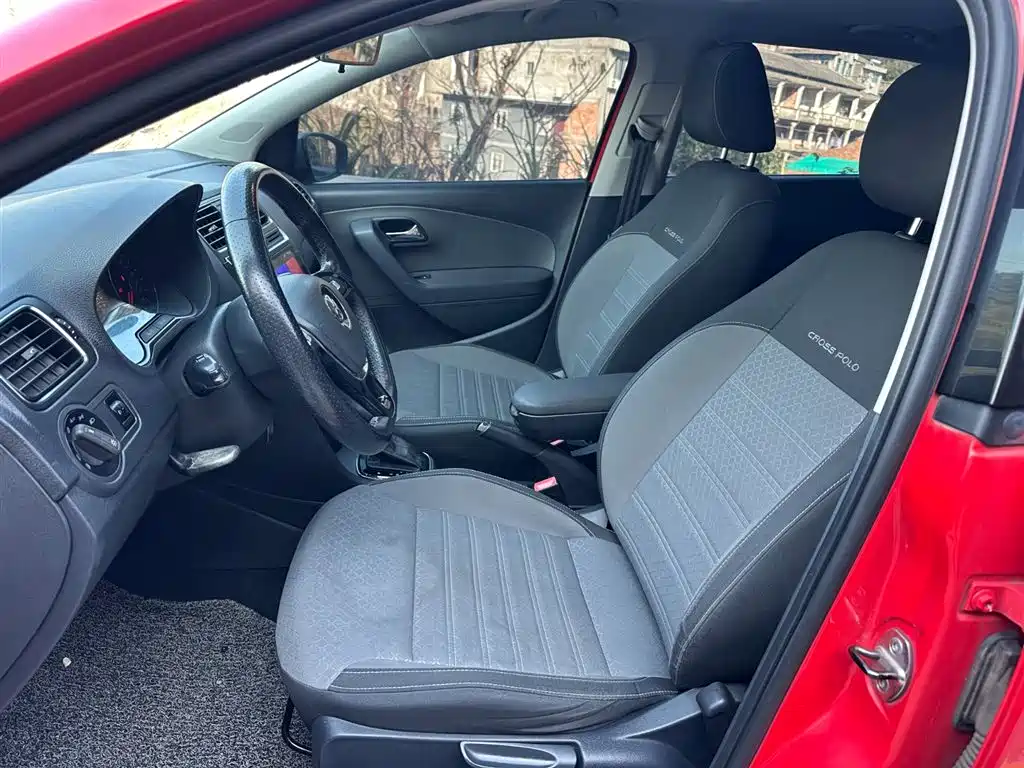 Volkswagen Polo 1.6L Cross Polo Auto, фото 10