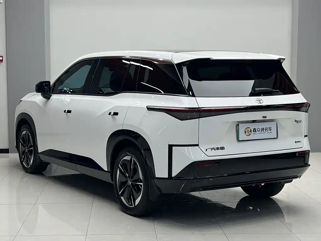 Toyota bZ3X — миниатюра 19