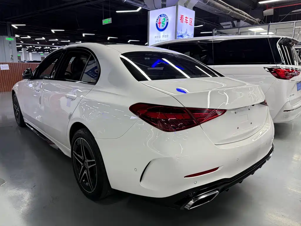 Mercedes-Benz C-Class — миниатюра 18