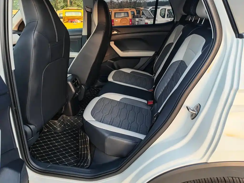 Volkswagen Tharu — миниатюра 7