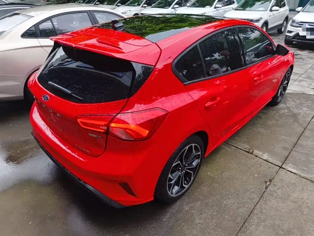 Ford Focus 2020 Hatchback EcoBoost 180 Auto ST Line