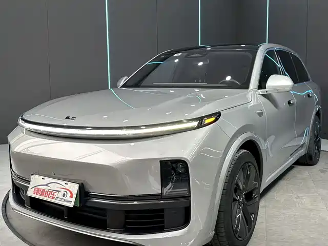 IDEAL CAR IDEAL L8 2023