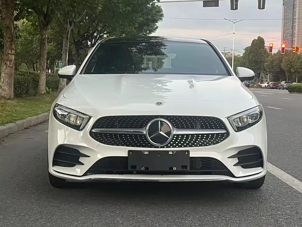 MERCEDES-BENZ A CLASS