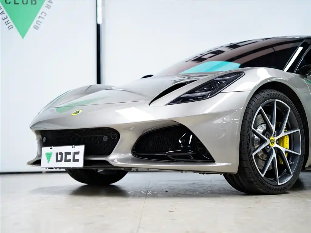 LOTUS SPORTS CAR EMIRA