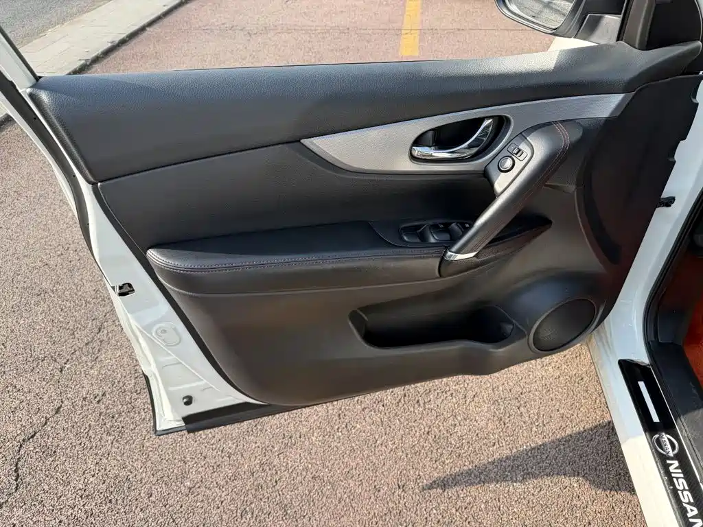 Nissan Qashqai — миниатюра 6