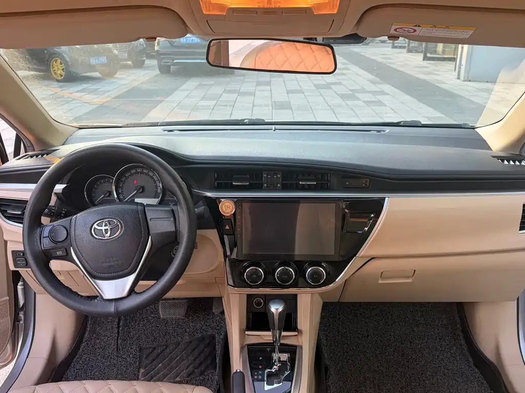 Toyota Corolla — миниатюра 12