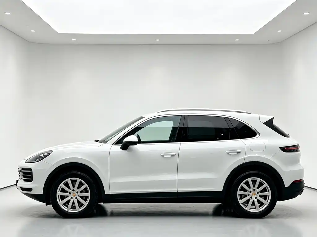Porsche Cayenne — миниатюра 10