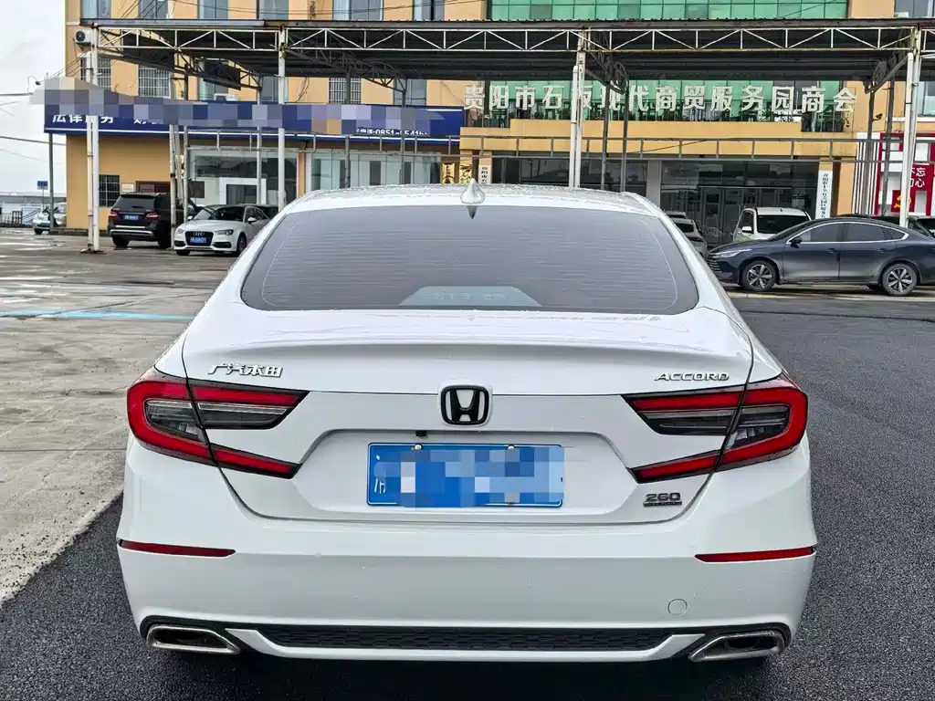 Honda Accord — миниатюра 9